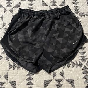 Nike runnings shorts